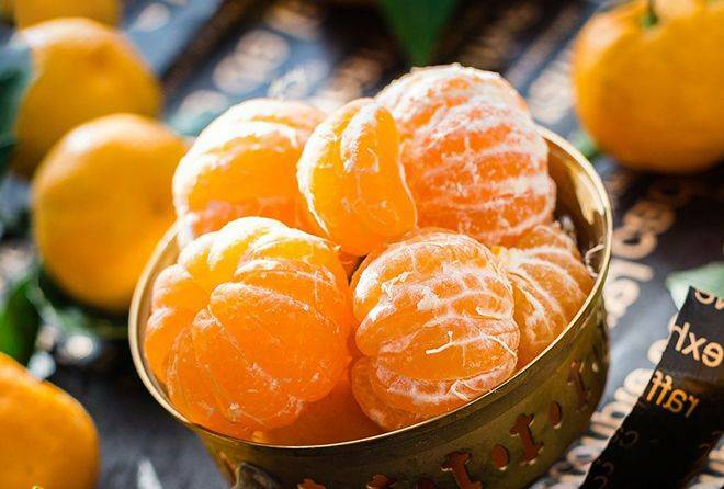 Чем клементины отличаются от мандаринов? Узнали, какой фрукт слаще и без косточек