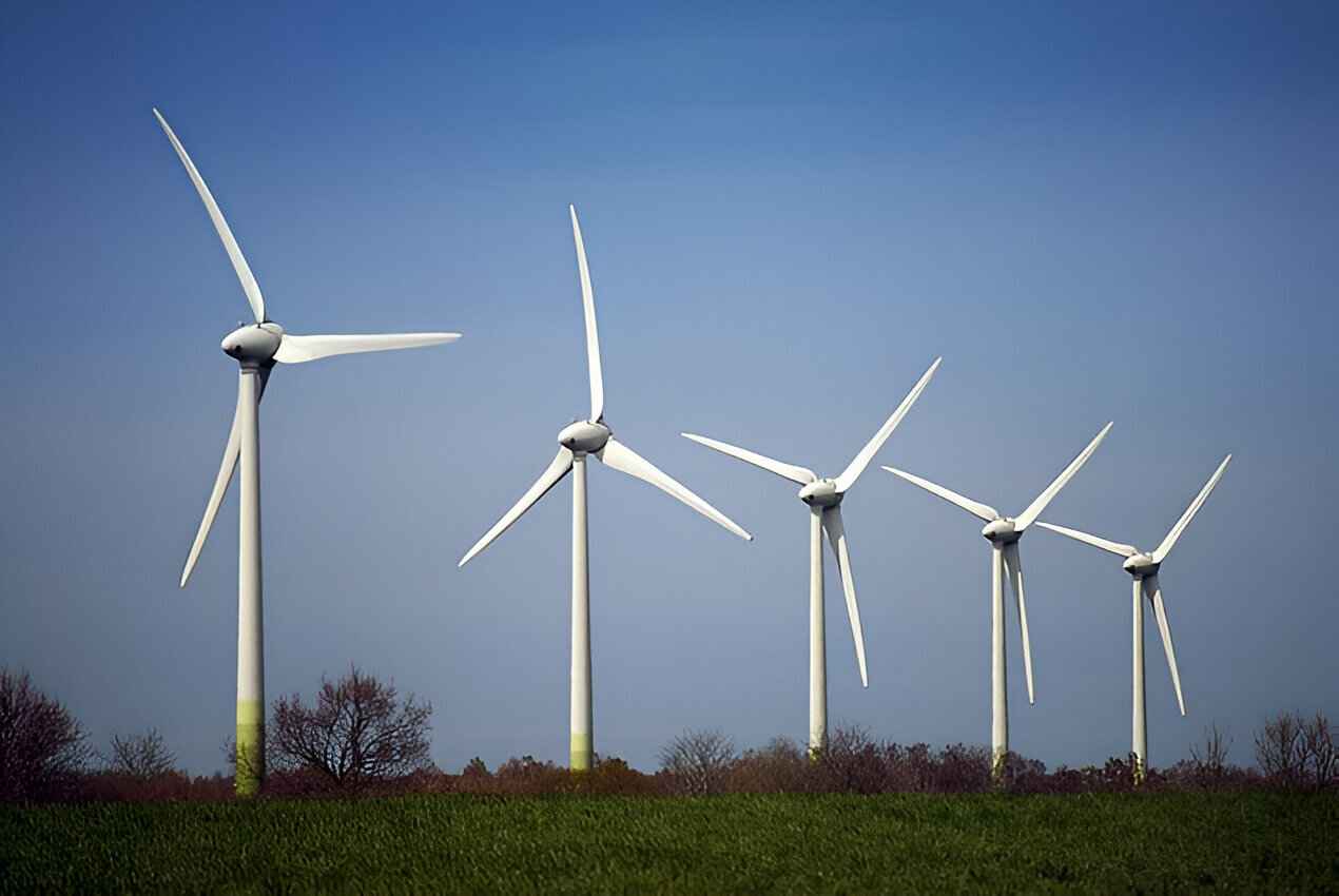 В Литве, Латвии и Эстонии цена на электроэнергию рухнула на 57%