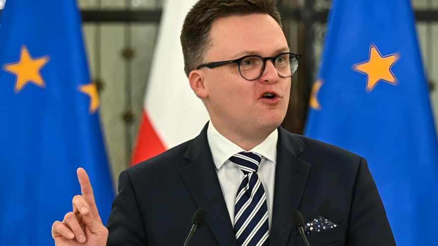 В Польше трансляции из парламента бьют рекорды популярности. Кто подарил полякам "Сеймфликс"?