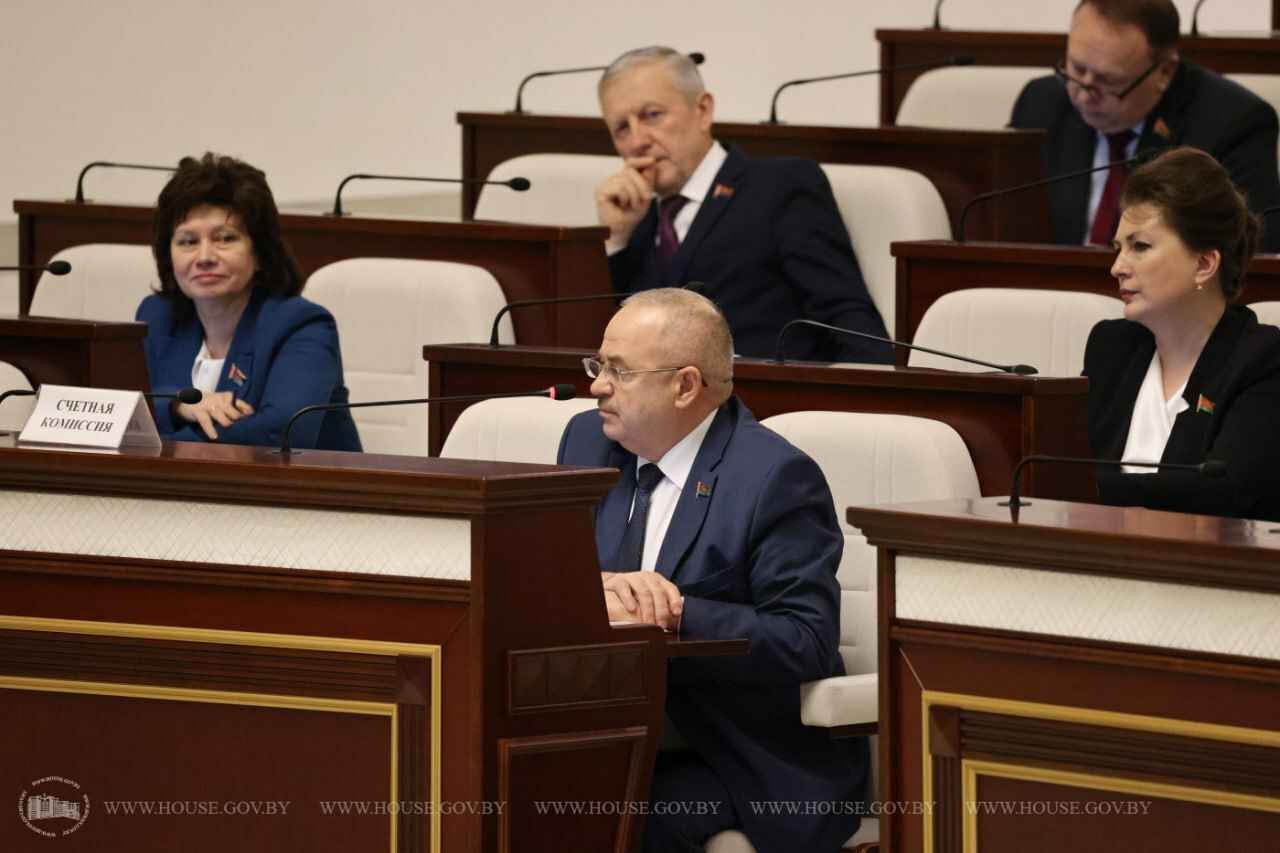 Депутаты одобрили запрет на аресты бывших президентов Беларуси. Что ещё в законопроекте?