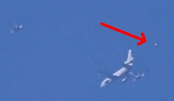 «Как-то страшно смотреть» — Очевидцы сняли рядом с самолётом Байдена НЛО