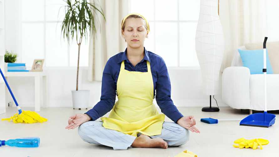 Как почистить ковер своими руками? 10 способов почти без затрат