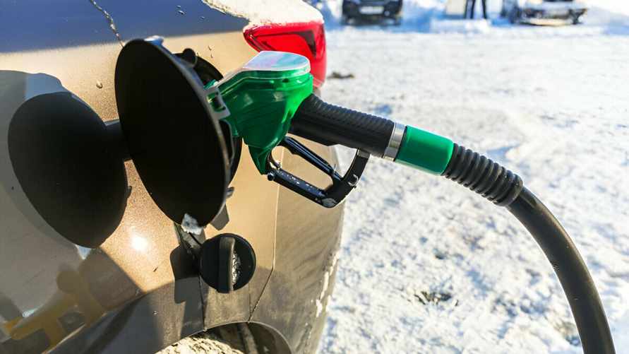 Эксперты рассказали, как водителям сэкономить до 10% топлива. Нужно жать на одну кнопку