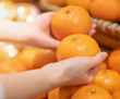 Чем клементины отличаются от мандаринов? Узнали, какой фрукт слаще и без косточек