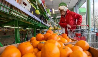 Овощи – дороже на 21,4%, фрукты – на 2,2%. В Беларуси резко ускорилась инфляция