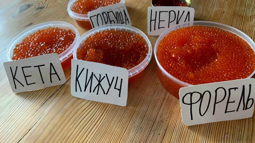 4 ингредиента. В Госстандарте рассказали, что белорусам искать на этикетке настоящей красной икры