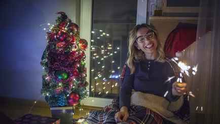 Как не чувствовать себя одинокими в Новый год и Рождество? Эти 9 способов помогут провести праздник весело