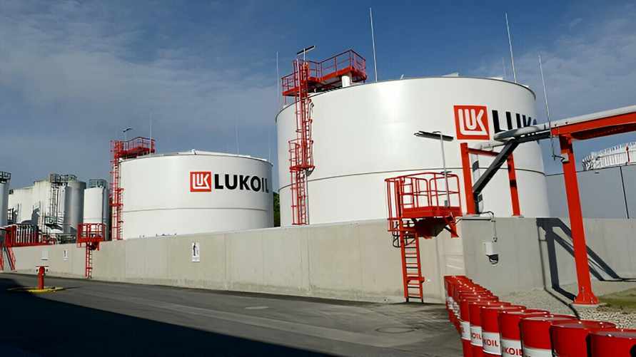 Болгария ввела запрет на импорт российской нефти с марта