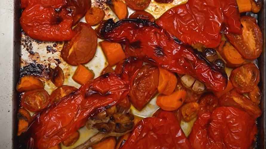 Скриншот из видео Pysznosci