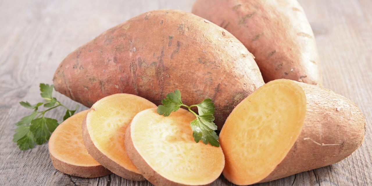 Из чего, кроме картошки, можно сделать драники? Нашли 8 альтернатив и 3 невероятно вкусных рецепта