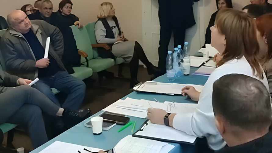 В Украине депутат подорвал гранатами коллег прямо во время заседания