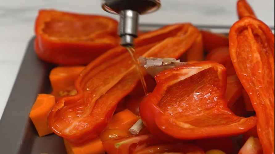 Скриншот из видео Pysznosci