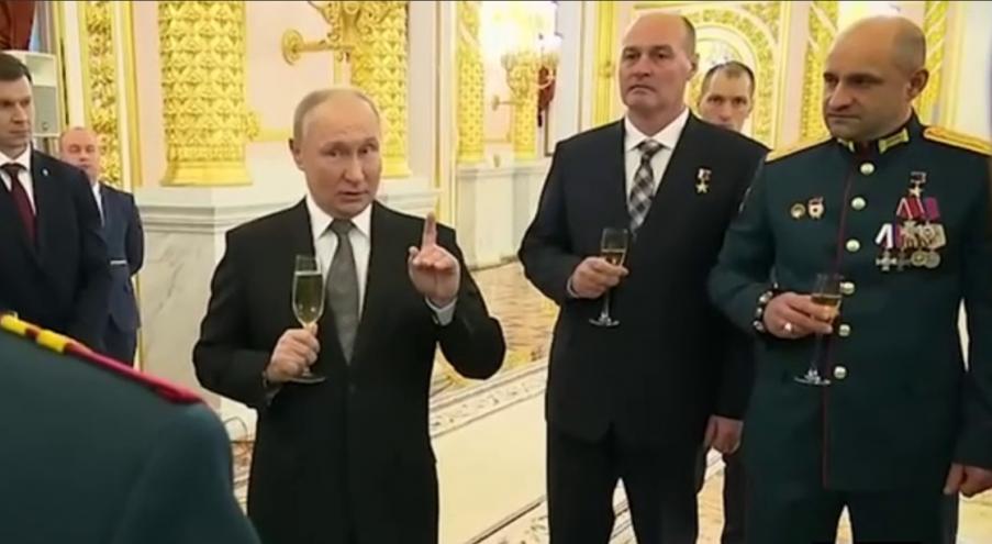 Видео с фрагментом беседы Путина с военнослужащими в