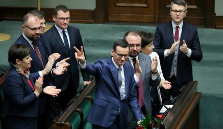 Парламент Польши отправил в отставку правительство-«зомби»
