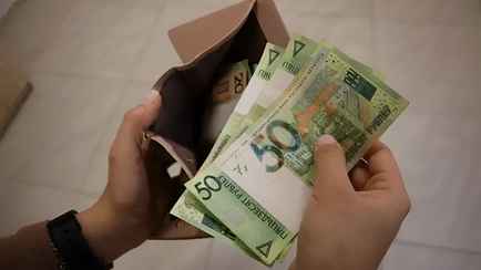 Совмин установил правила лишения белорусов пенсий. Но не всех