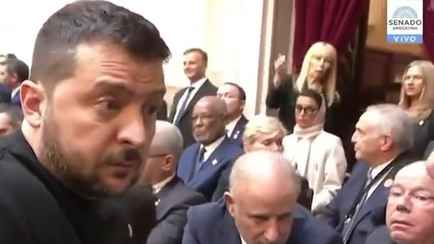 Журналисты поймали на камеру эмоциональную дискуссию Зеленского с Орбаном