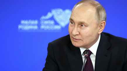 «Давно бы все закончилось» — Путин назвал украинцев «придурками»