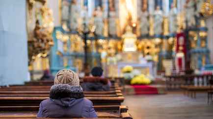 Все белорусские церкви обязали перерегистрироваться в течение года. Что произошло?