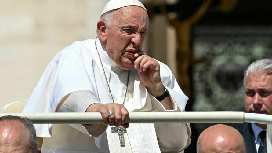 Ватикан призвал запретить суррогатное материнство. Почему?