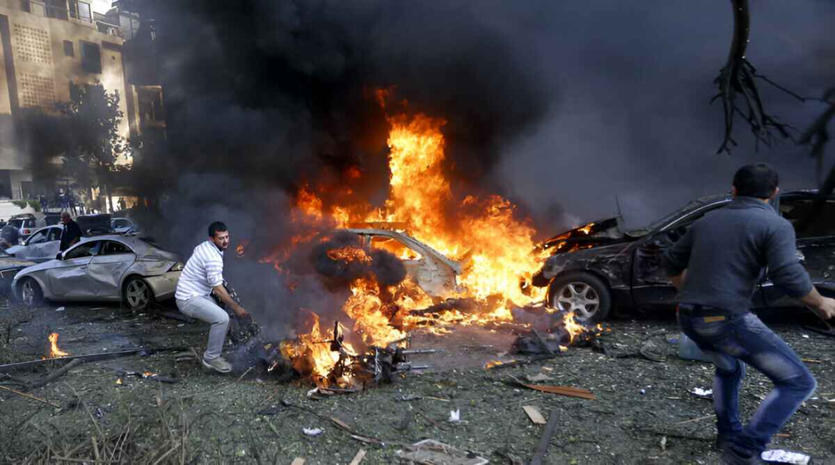 Рядом с кладбищем в Иране прогремели взрывы – больше 70 погибших. Что известно?