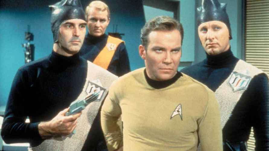 Кадр из сериала «Звездный путь».