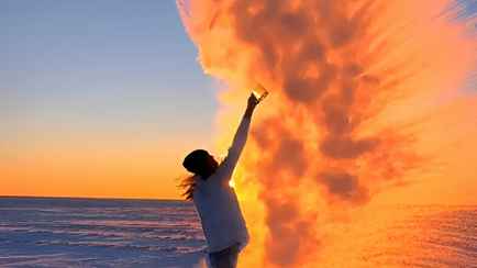 Белорусы запустили дубак-челлендж в двадцатиградусный мороз. Как поучаствовать?