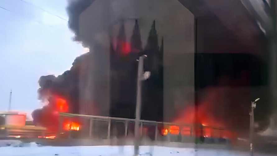 Российская ПВО «сбила» украинский дрон прямо над нефтебазой в Брянске