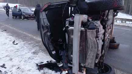 Недалеко от Столбцов столкнулись шесть автомобилей. Виновато солнце?