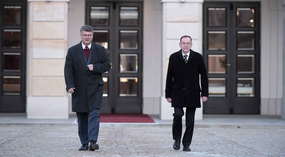 В Польше задержали бывшего главу МВД и его заместителя