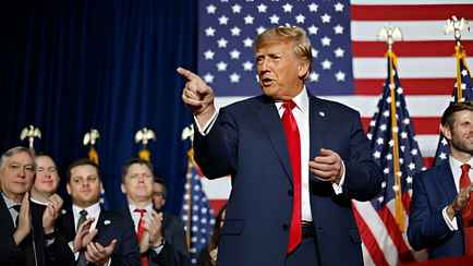 Трамп выиграл первые выборы на пути к Белому дому