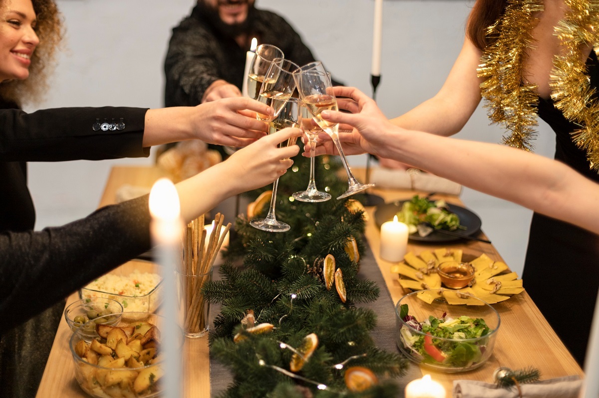 Как белорусам правильно встретить Старый Новый год? Узнали, что поставить на стол и как погадать с кошкой