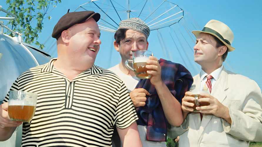 Кадр из кинофильма «Кавказская пленница, или Новые приключения Шурика».