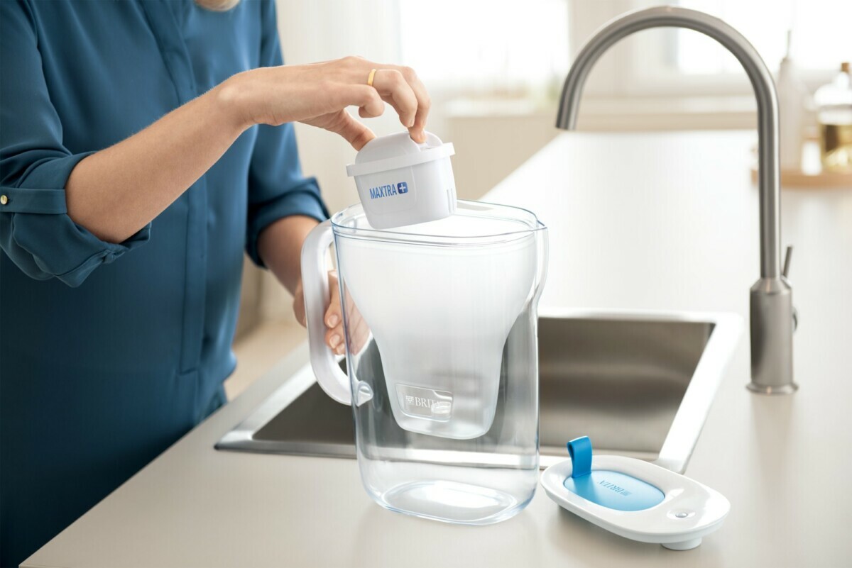 Как легко очистить фильтр-кувшин от накипи? Смешайте это дешевое средство с водой в пропорции 1:3