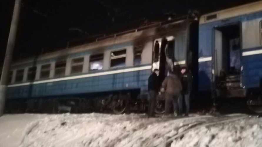 Под Минском загорелась электричка