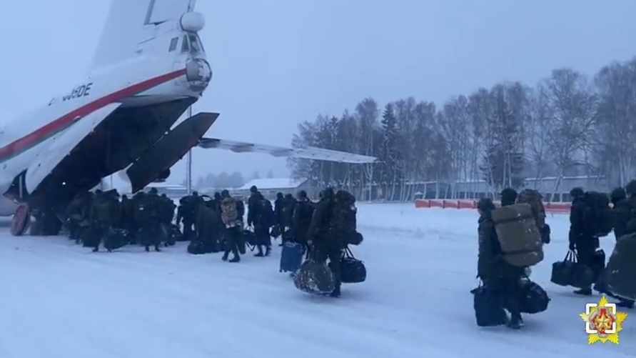 Беларусь отправила военных в Россию