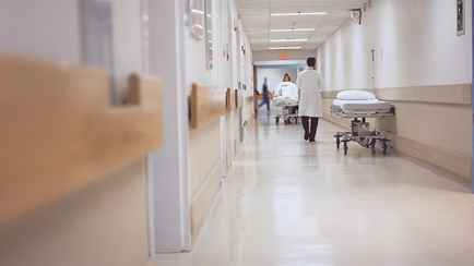 Совмин решил отказаться от финансирования некоторых государственных больниц и поликлиник