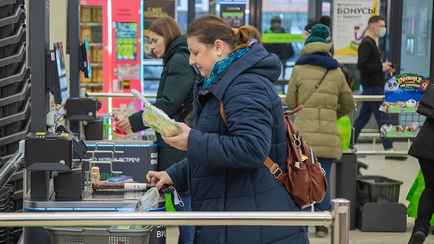 Владелец супермаркета назвал самое выгодное время и день недели для похода по магазинам