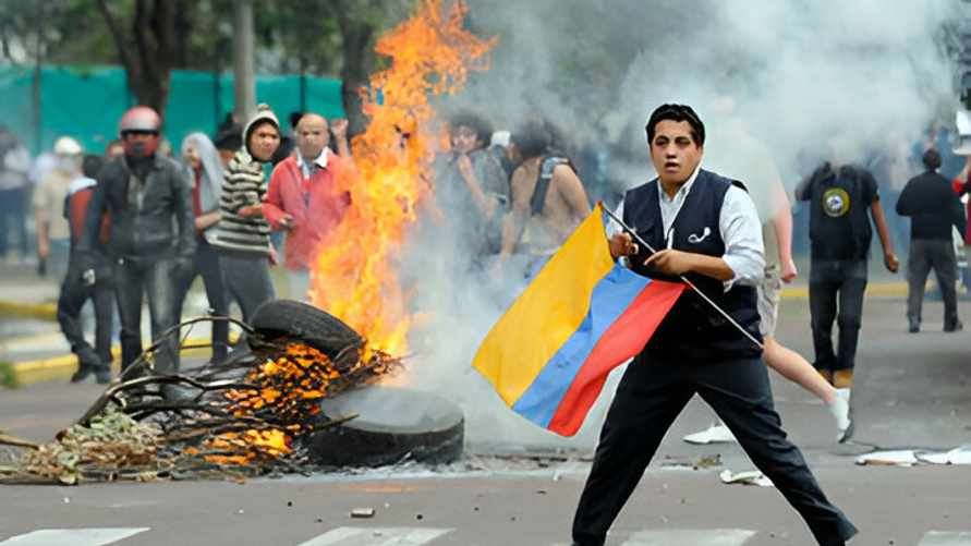 В Эквадоре мафия подняла мятеж и взяла заложников в прямом эфире