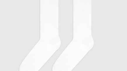 «А Вы о чём подумали?» — Mark Formelle озадачила белорусов белыми «носками для вечеринок»