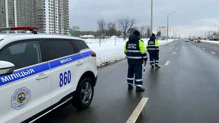 В ГАИ Минска посоветовали водителям выделять на дорогу в 2 раза больше времени чем обычно. Почему?