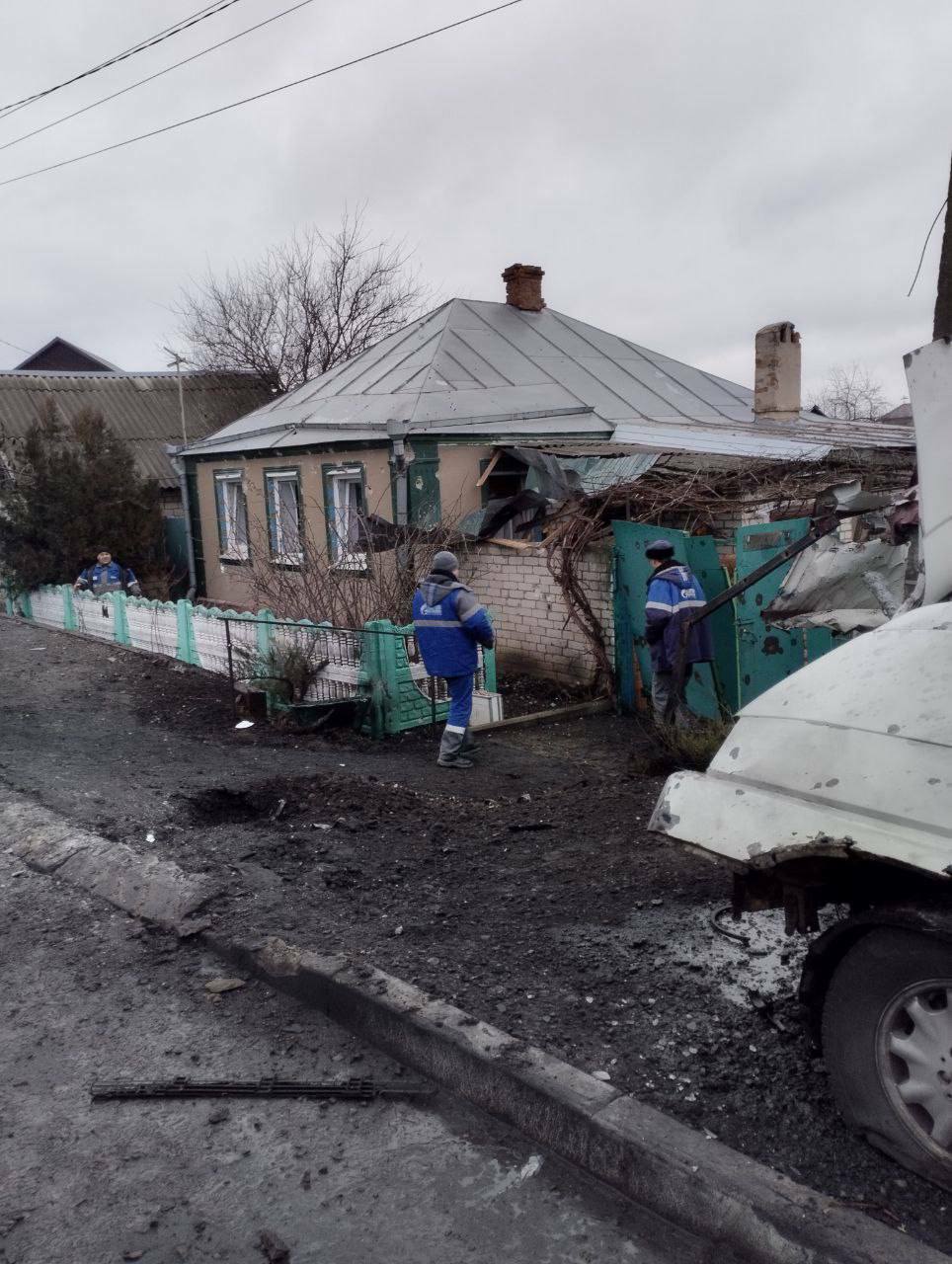 Десятки городов и поселков в Украине и России встретили Новый год под обстрелами