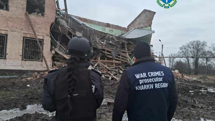 Десятки городов и поселков в Украине и России встретили Новый год под обстрелами