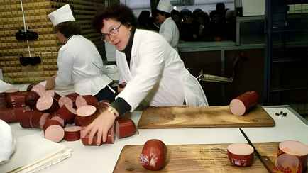 Почему колбасу называют «Докторской»? Узнали, чего не должно быть в составе настоящей