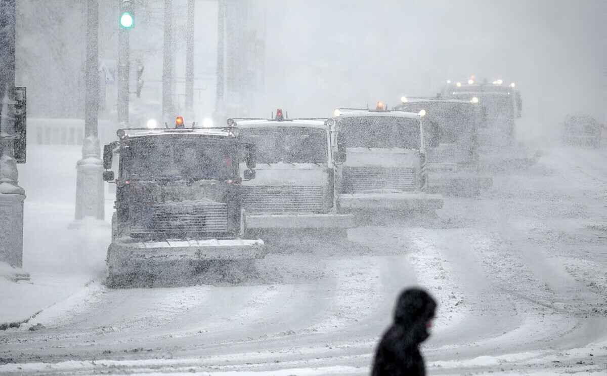 МЧС объявило в Беларуси оранжевый уровень опасности на 16 января. Где готовиться к шторму?