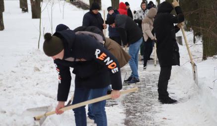 В милиции пообещали отправлять белорусов на уборку снега. Кого коснется?