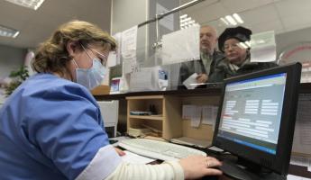 В Беларуси изменили порядок выдачи больничных. Минздрав пояснил, кому вместо них выдадут справку
