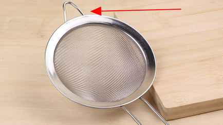 Зачем на ситечке нужно ушко? Эта скрытая функция шокировала многих