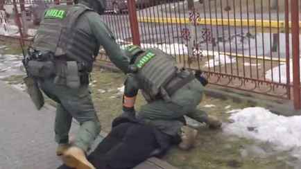 «Посмотришь на меня ехидно – накидаю» — Спецназ задержал белоруса, повздорившего с таможенниками на границе с Польшей