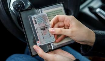 Лукашенко подписал указ о продлении действия водительских удостоверений. Что еще изменится для водителей?