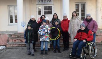 У белорусов появилась возможность одной кнопкой помочь детям-инвалидам. На что пойдут деньги?